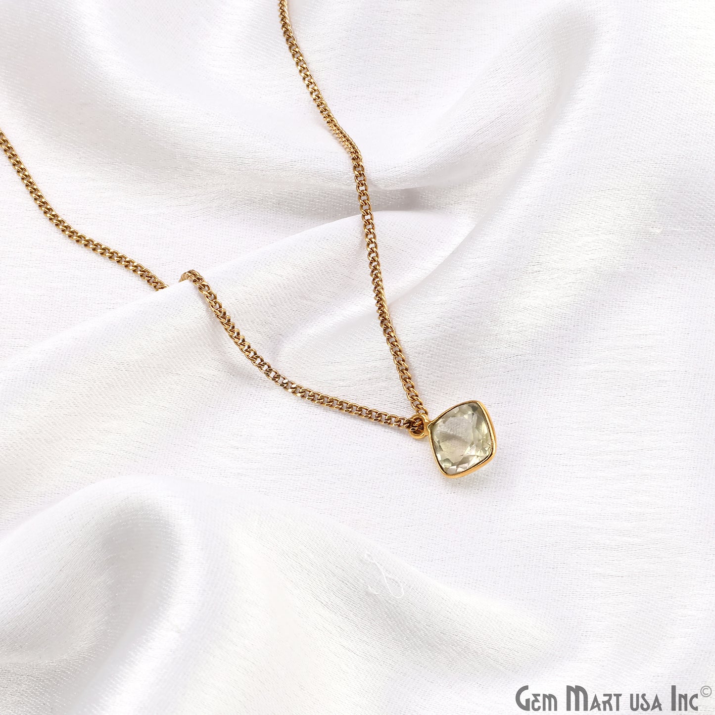 Cushion 8mm Brilliant Cut Gold Plated Bezel Single Bail Connector