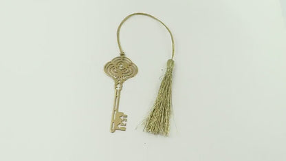 Metal Key Bookmark With Tassel. Gold Bookmark, Reader Gift, Handmade Bookmark, Page Marker, Aesthetic Gift. 71x29mm