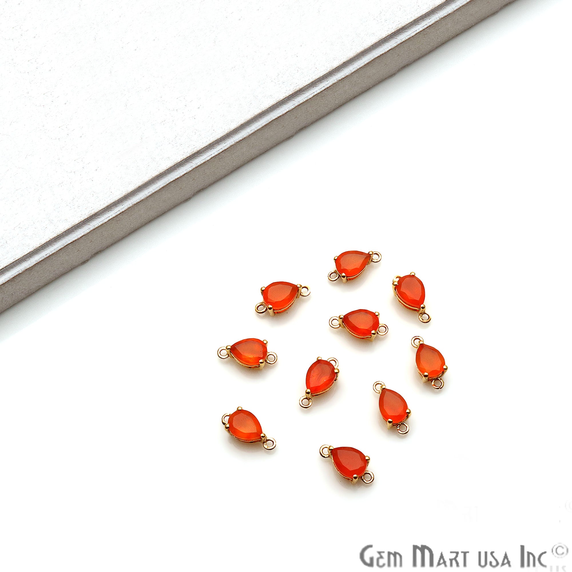 Carnelian 6x8mm Pears Gold Plated Prong Setting Gemstone Connector (Pick Bail) - GemMartUSA