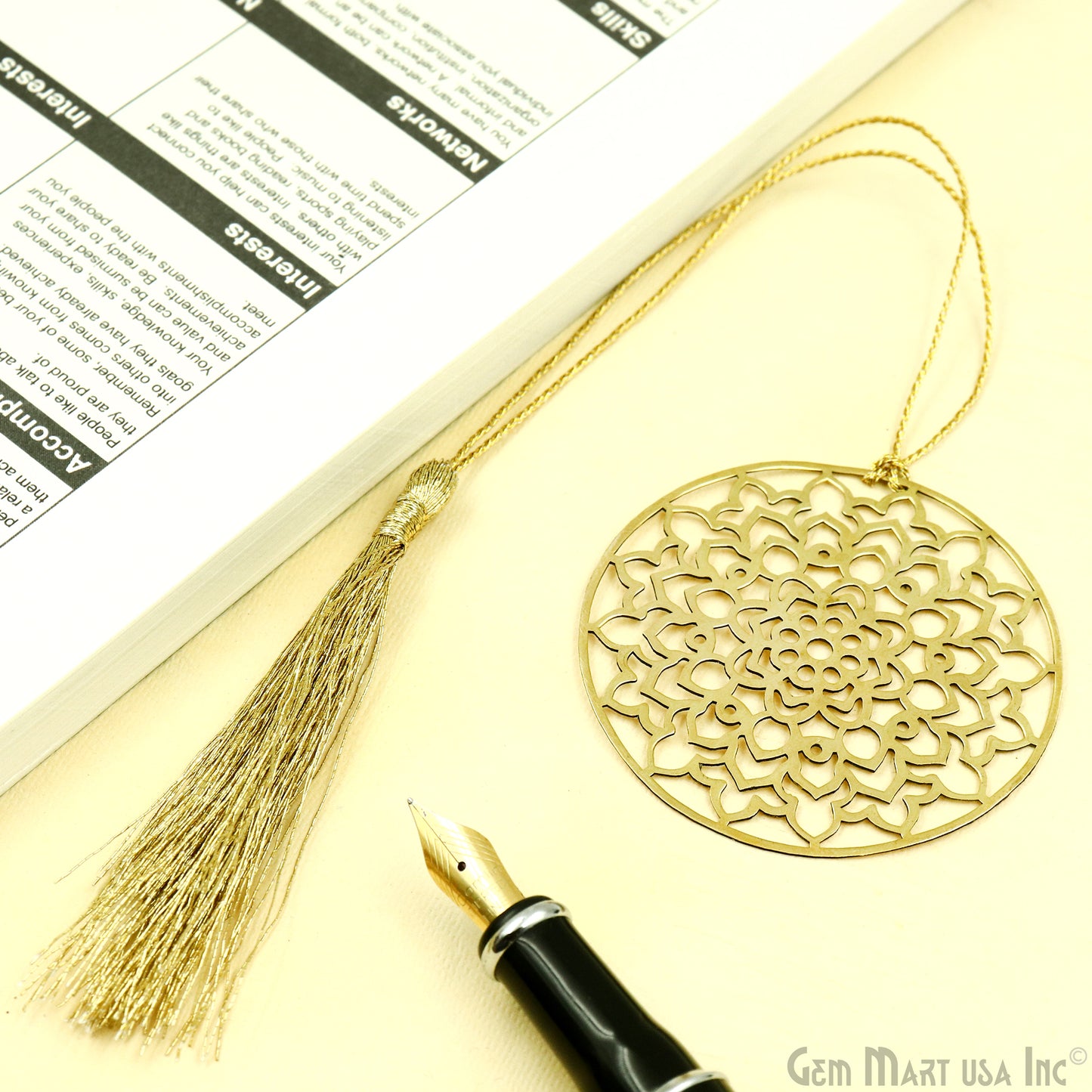 Metal Round Dream Catcher Bookmark With Tassel. Gold Bookmark, Reader Gift, Handmade Bookmark, Page Marker, Aesthetic Gift. 53mm