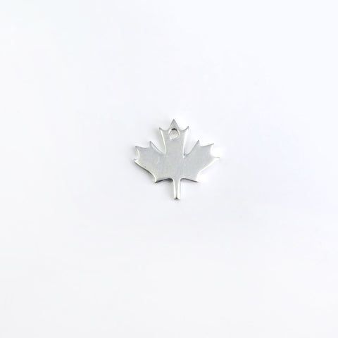 Maple Leaf Shape Laser Finding Silver Plated 15x14.8mm Charm For Bracelets & Pendants